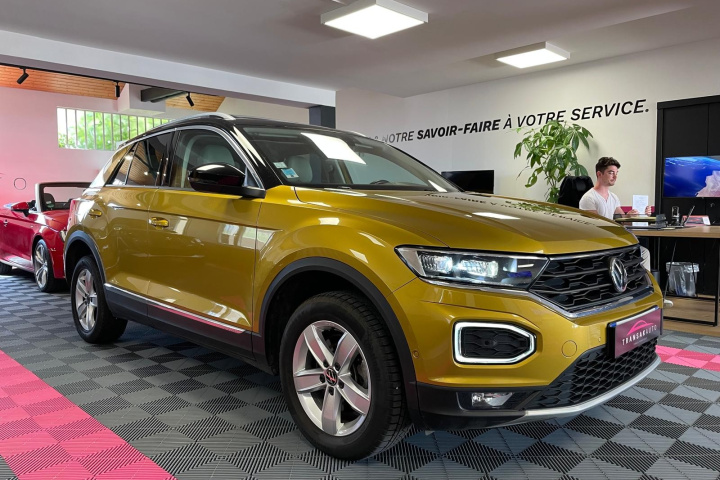 VOLKSWAGEN T-ROC