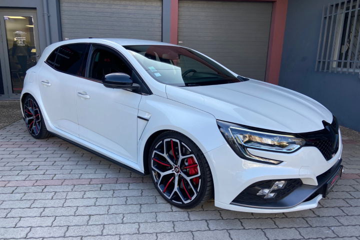 RENAULT MEGANE IV BERLINE