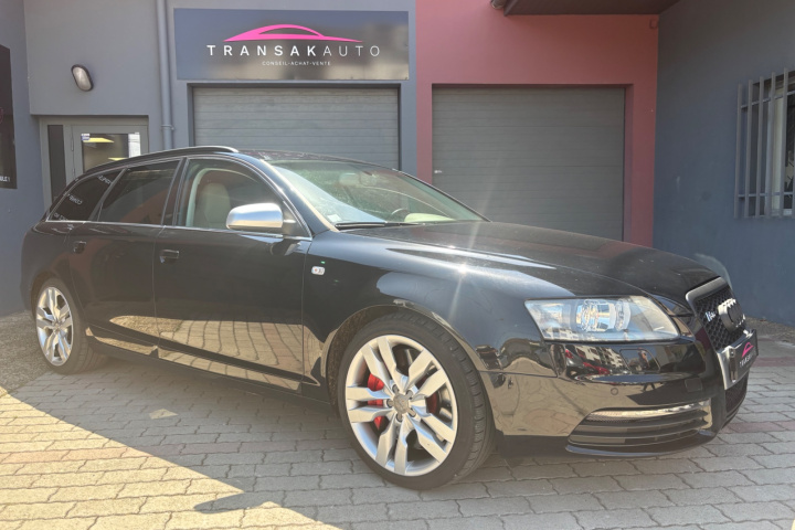 AUDI S6 AVANT