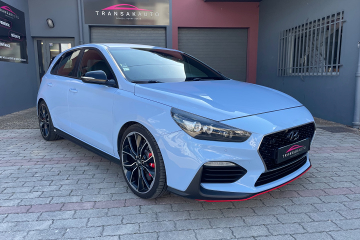 HYUNDAI i30